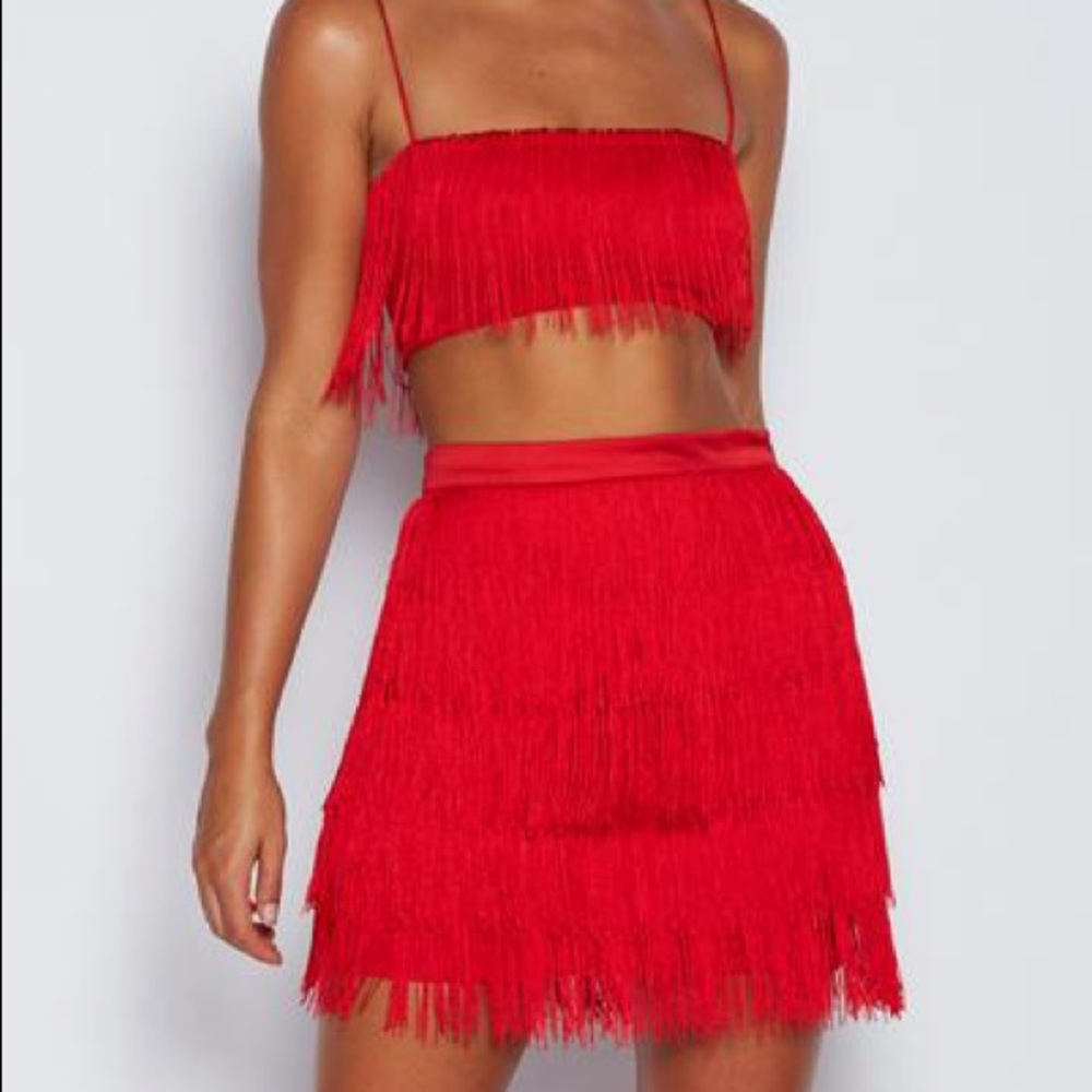 Meshki red fringe skirt size L